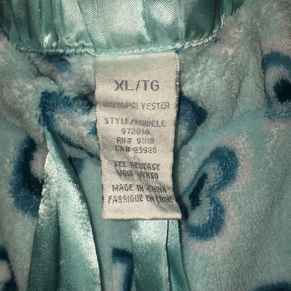 FLUFFY PJS - Picture 6 of 7